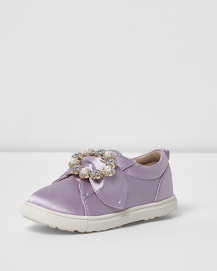 Mini girls lilac satin embellished plimsolls