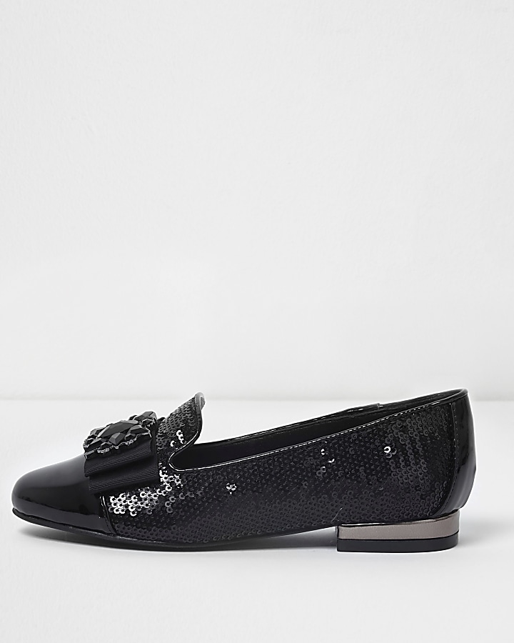 Girls black patent sequin brooch shoes