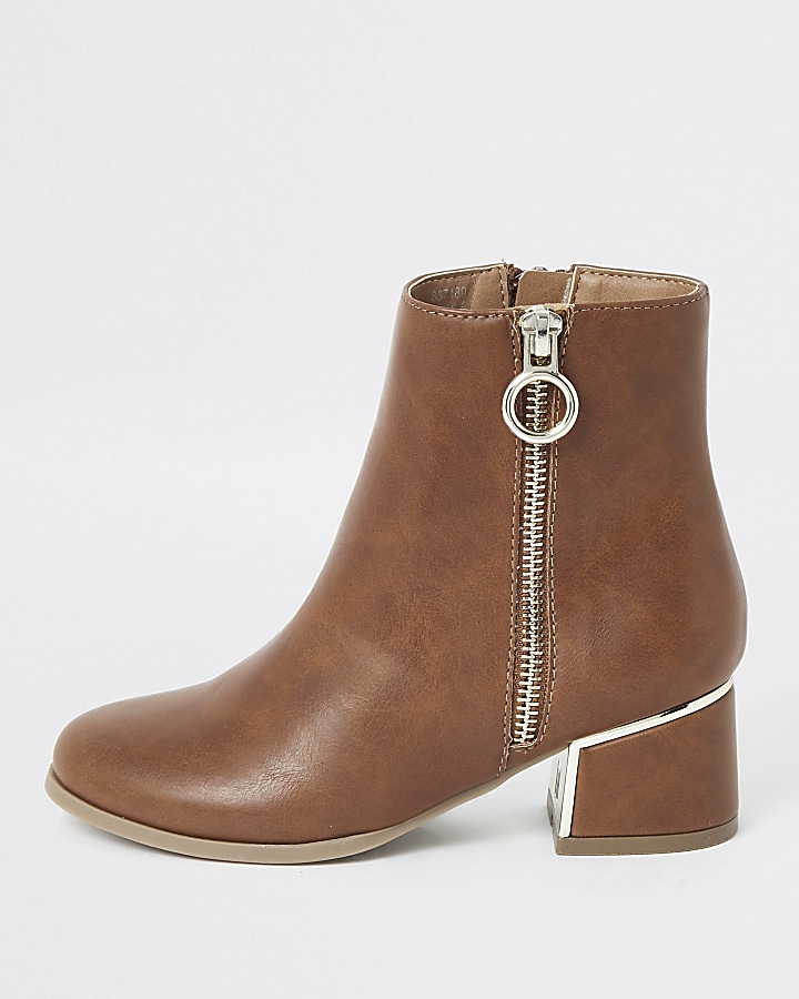Girls brown block heel boots
