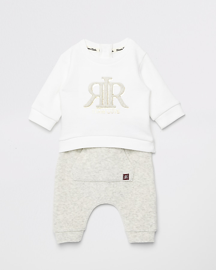 Baby cream RVR embossed sweatshirt outfit