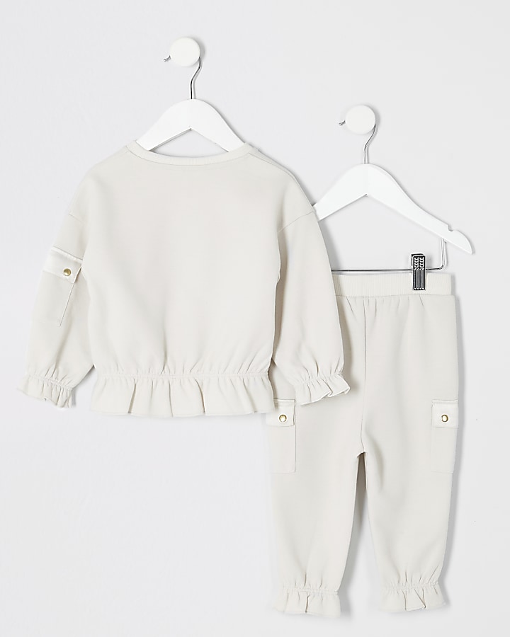 Mini girls beige utility sweatshirt outfit