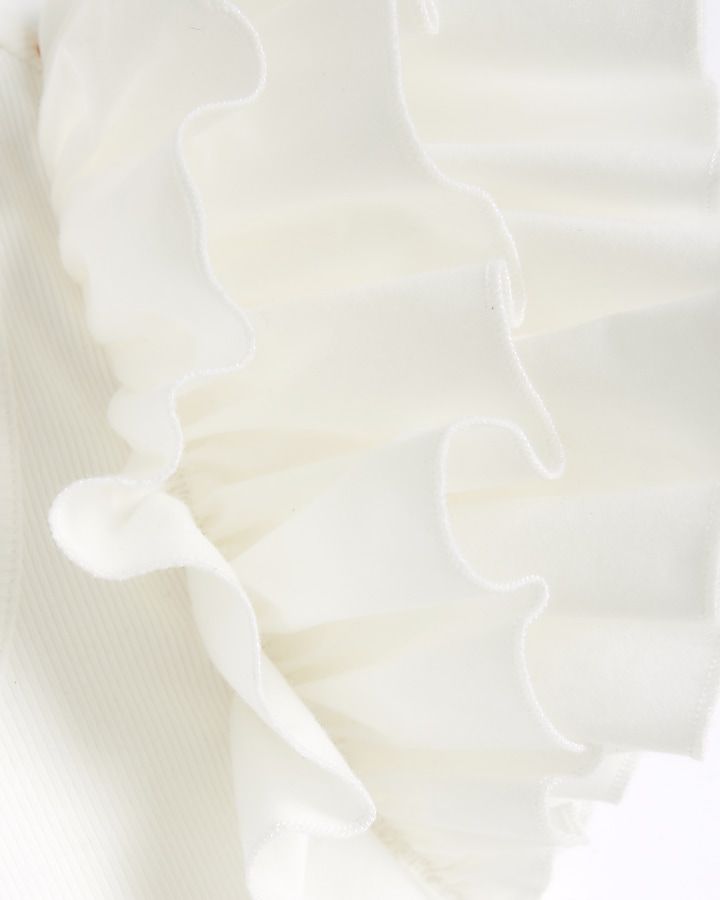 Cream rib frill sleeve bodysuit