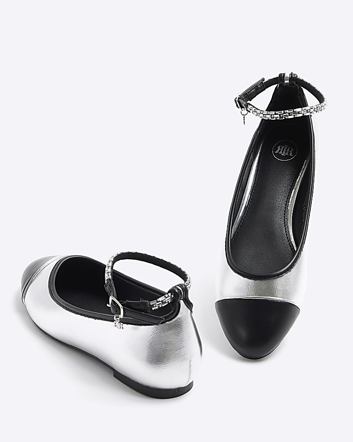 Silver chain ankle strap ballet shoes