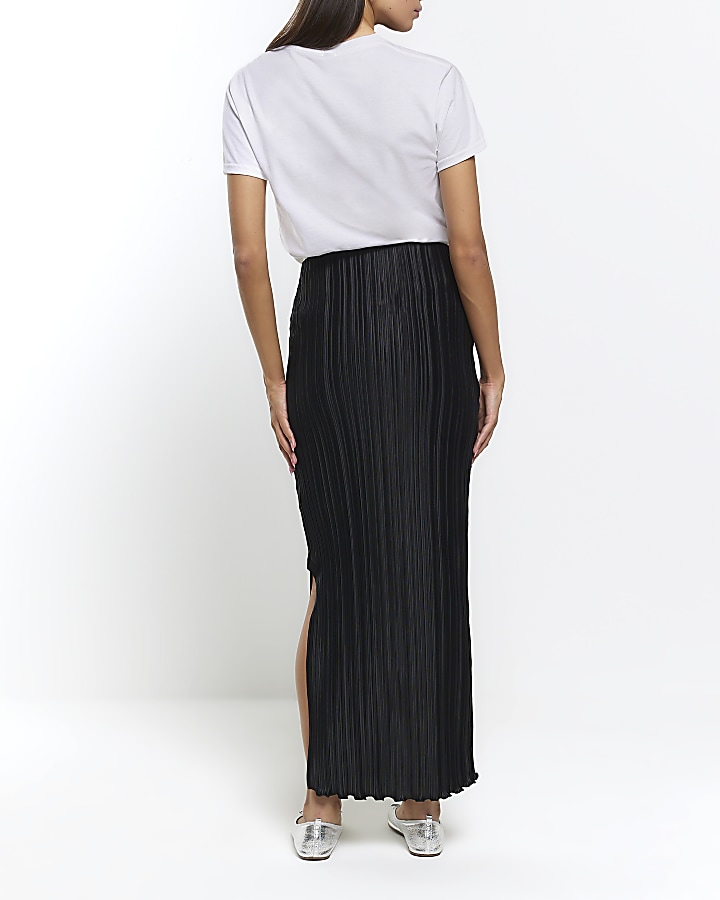 Black plisse maxi skirt