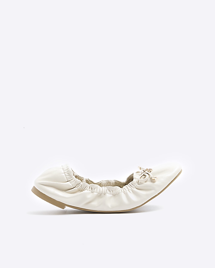 Cream elasticated ballet shoes