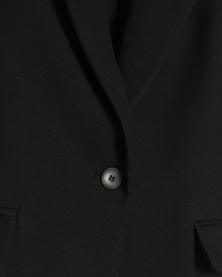 Black rolled sleeve blazer