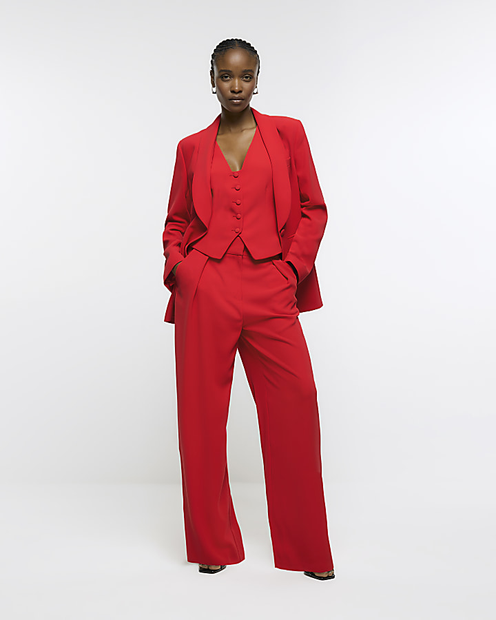 Red pleated wide leg trousers