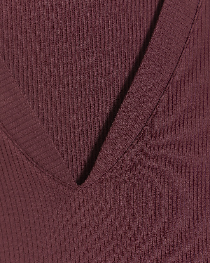 Red rib v-neck long sleeve top