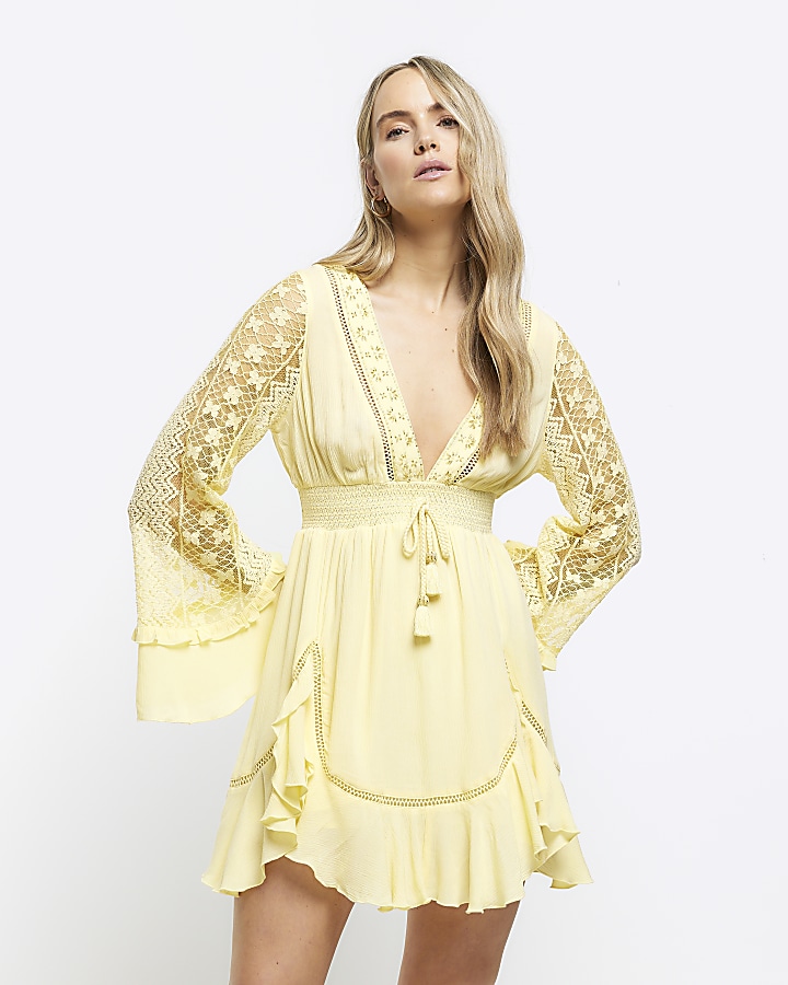 Yellow lace sleeve beach mini dress