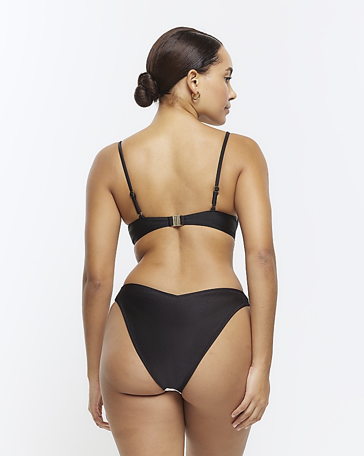 Black colour bock plunge bikini top