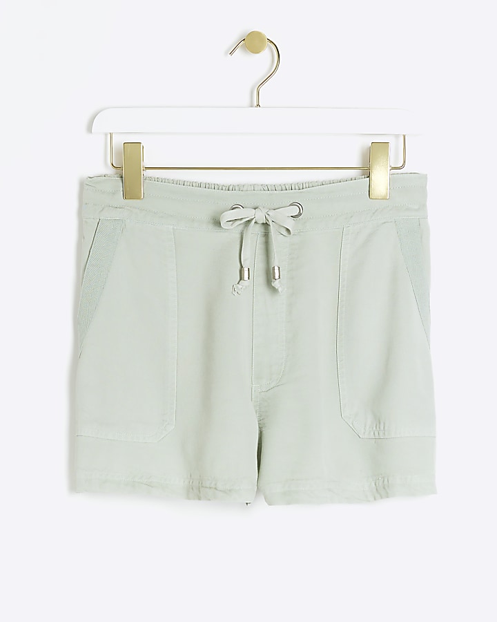 Green lyocell drawstring shorts