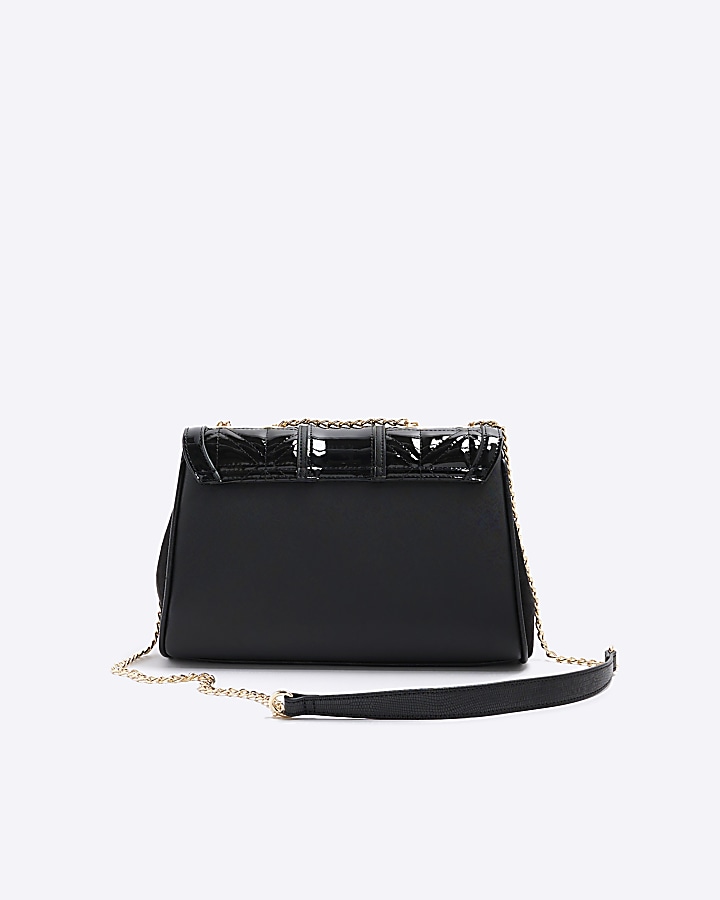 Black quilted chain strap shoulder bag