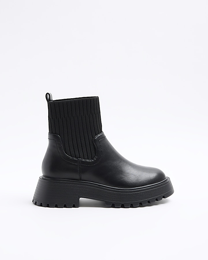 Black chunky store chelsea ankle boots