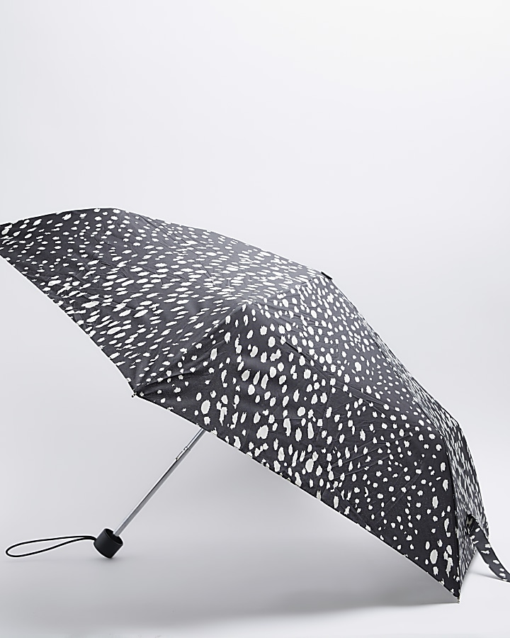 Black leopard print umbrella