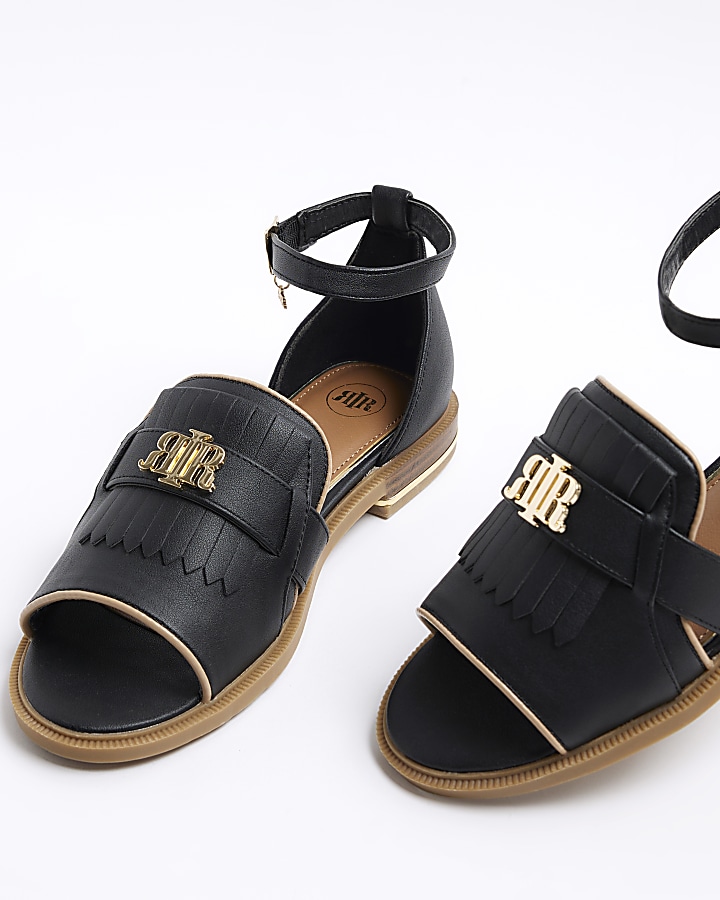 Black peep toe flat sandals