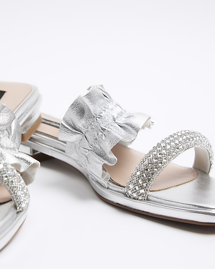 Silver leather ruffle strap sandals