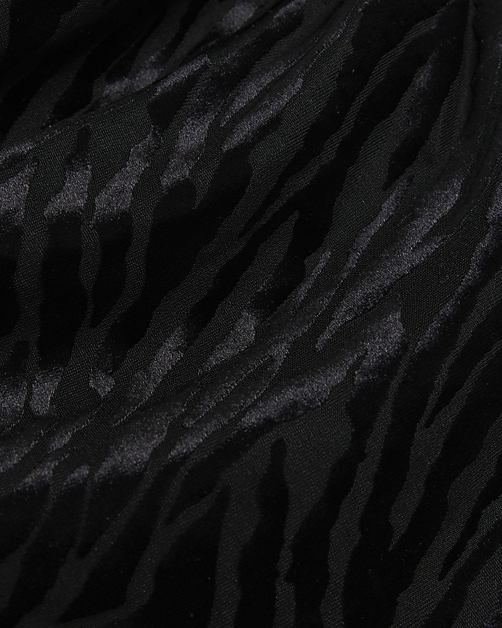 Black ruched velvet long sleeve top