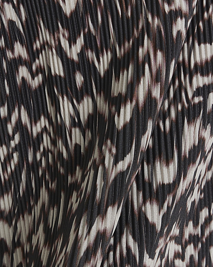 Brown plisse abstract bodycon midi dress