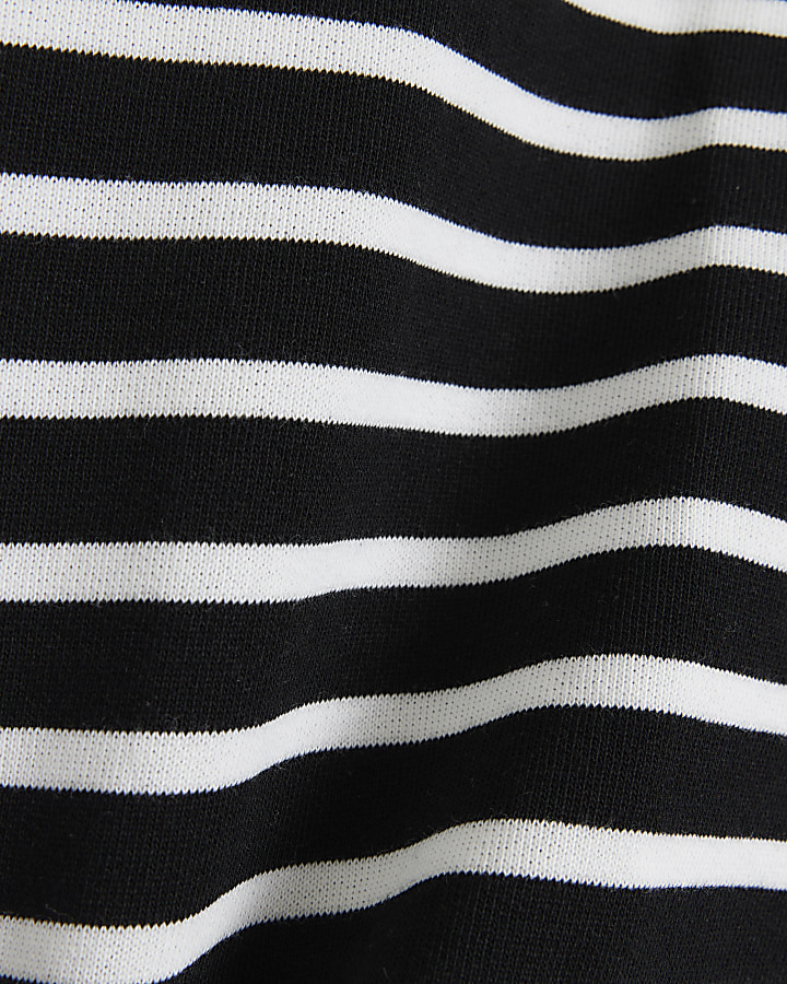 Black stripe crop sweatshirt
