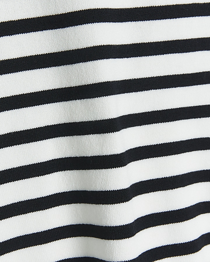 White knit stripe long sleeve top