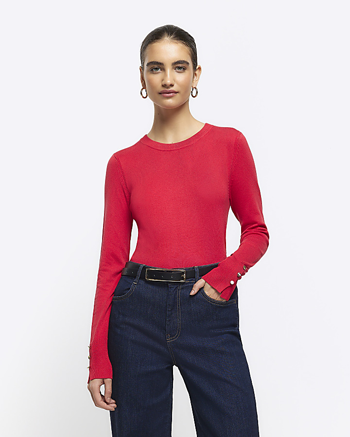 Red knitted long sleeve top