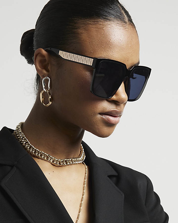 Black oversized square sunglasses