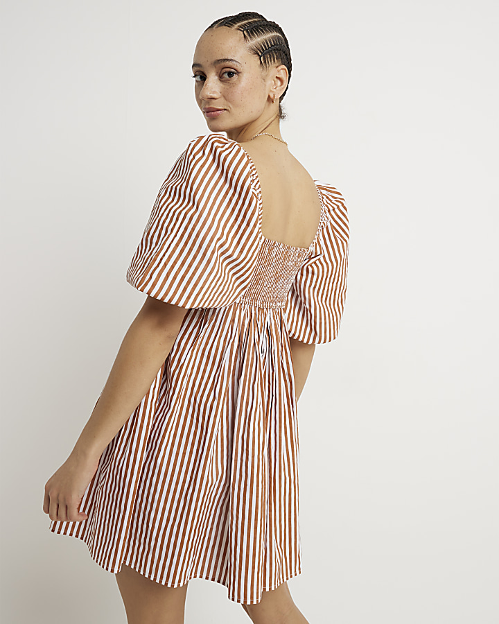 Brown stripe puff sleeve smock mini dress