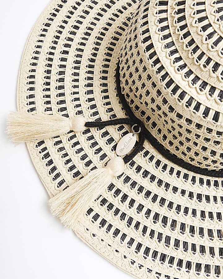 Beige straw striped hat with tassel