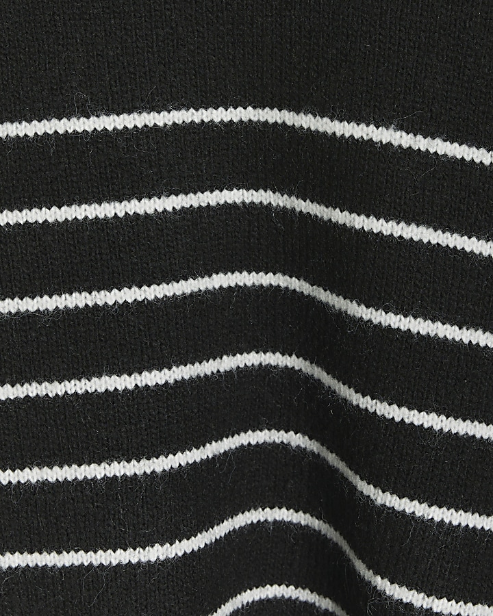 Black stripe crop jumper