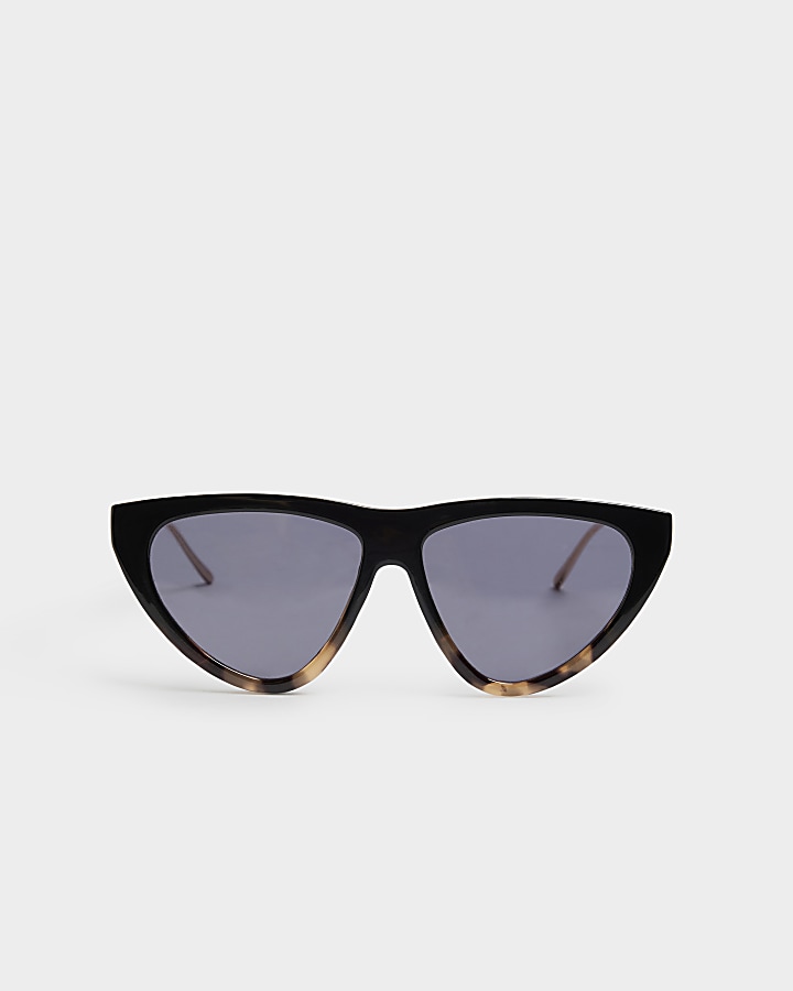 Black pointy cat eye sunglasses