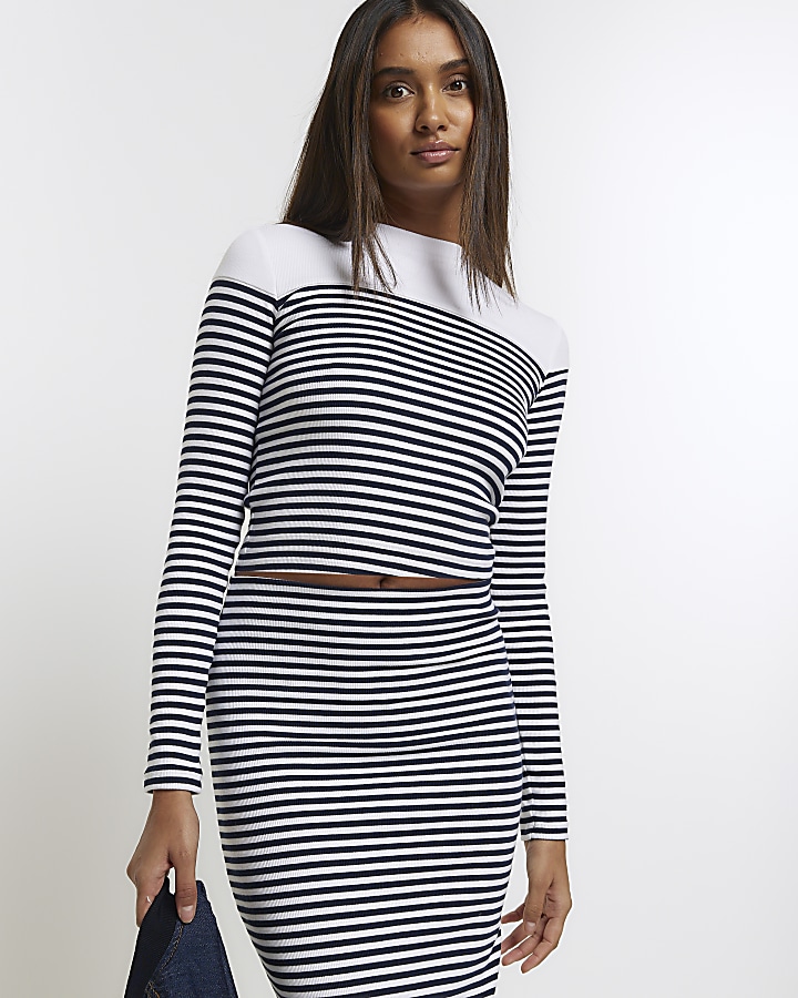 White Long Sleeve Stripe ribbed Cropped Top