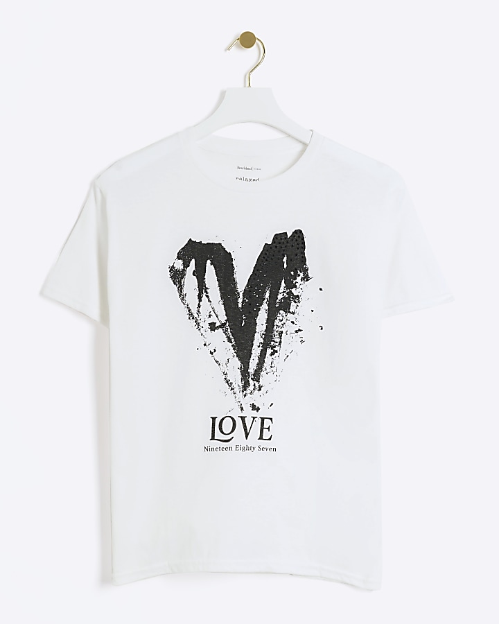 White heart graphic t-shirt