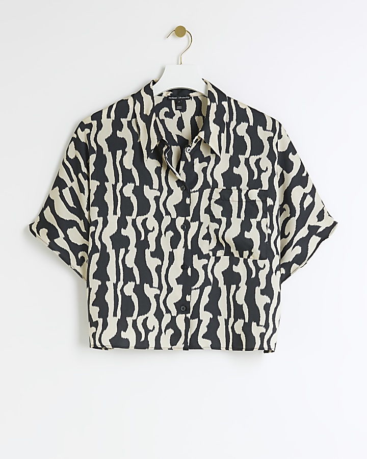 Black satin abstract crop shirt