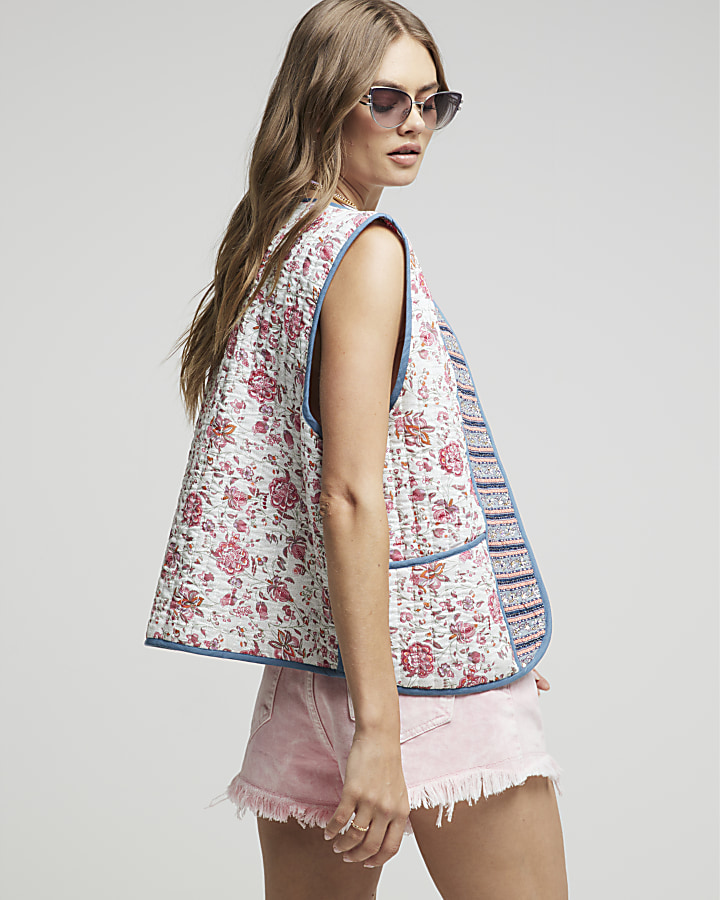 Pink quilted floral gilet