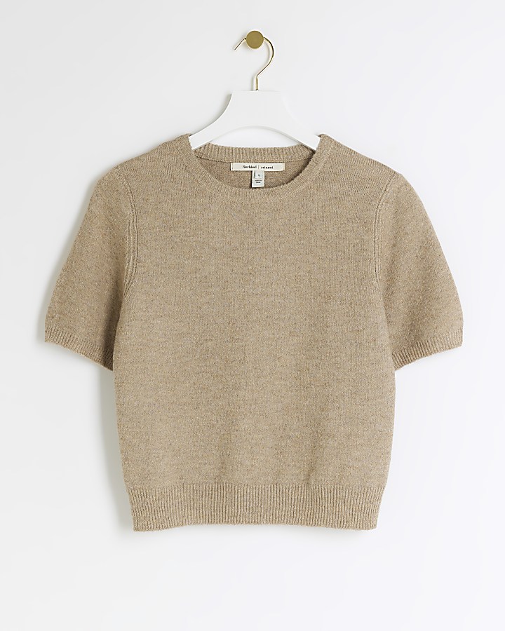 Brown knit crew neck t-shirt