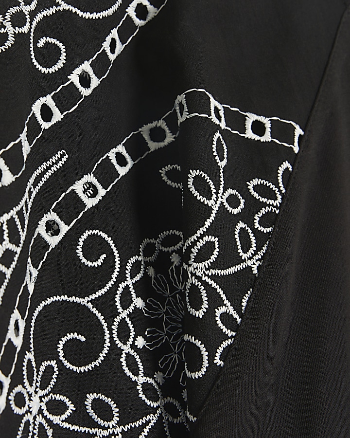 Black embroidered sleeve t-shirt