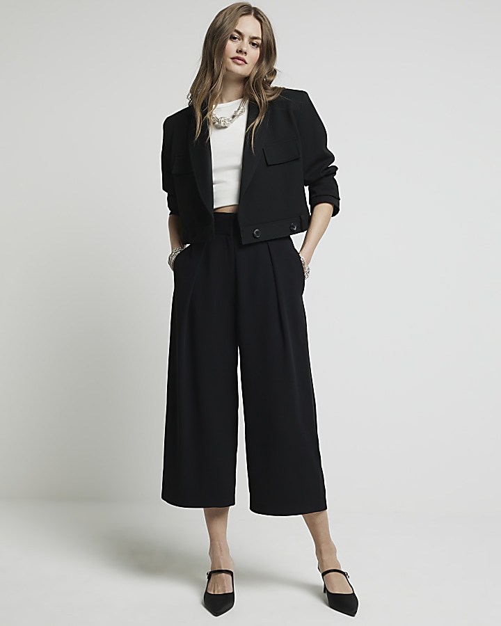 Black wide leg pleated cropped trousers