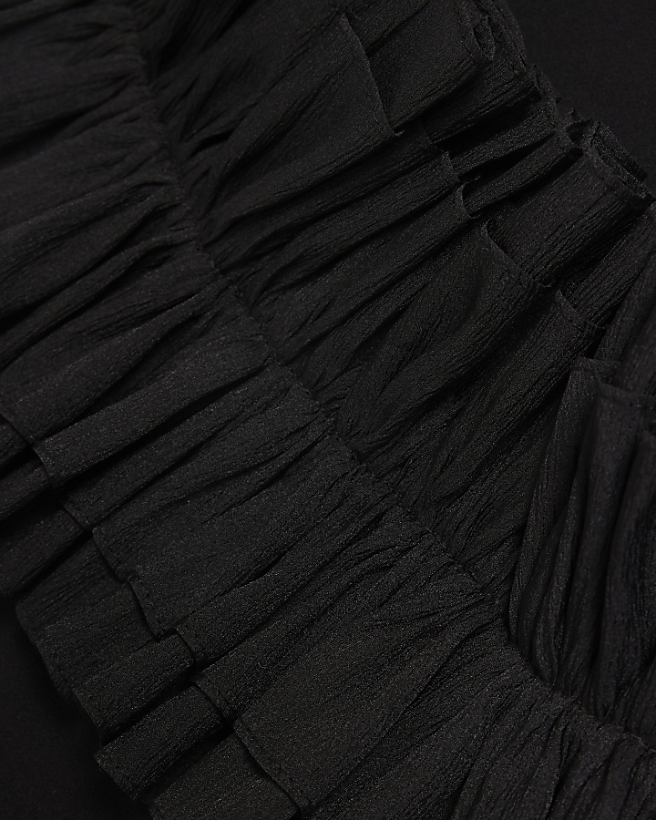 Black asymmetric frill top