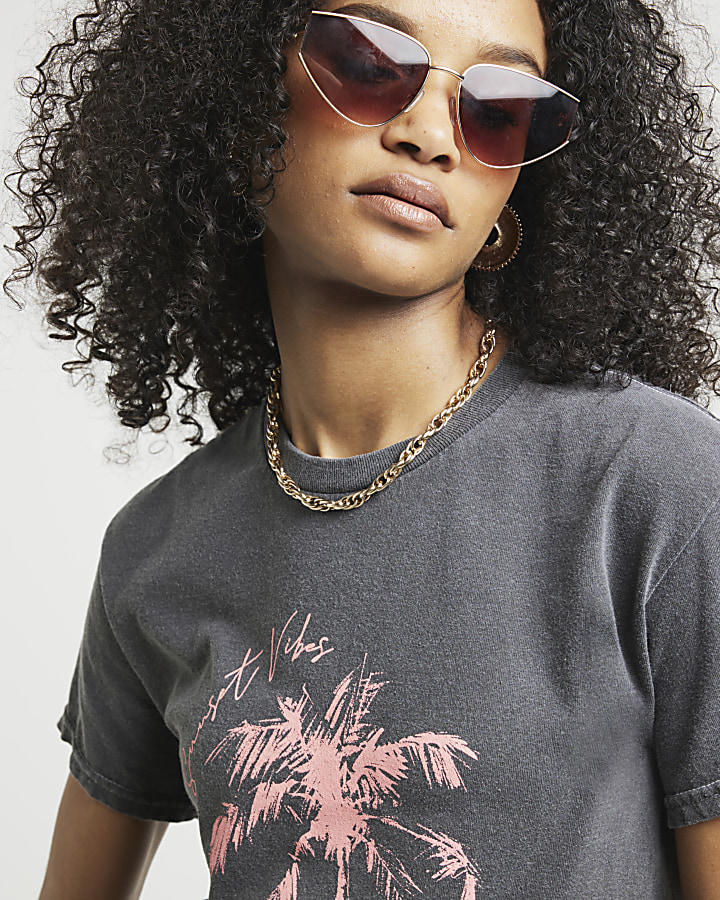 Grey palm tree graphic t-shirt