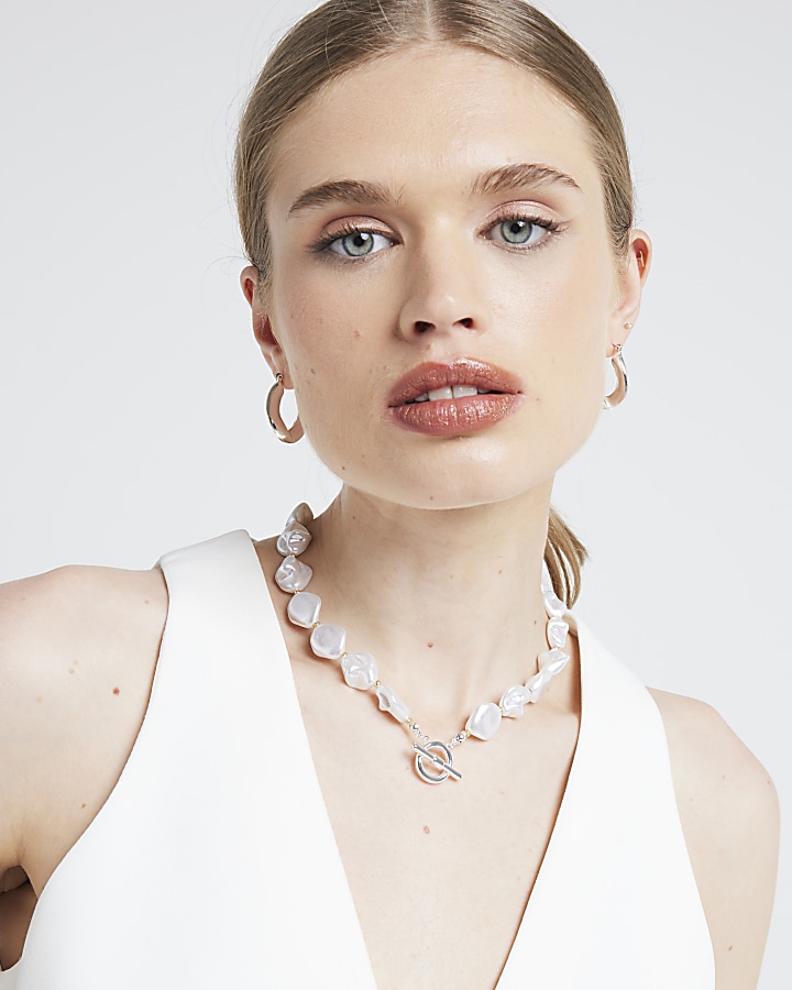 Silver Pearl T Bar Necklace River Island