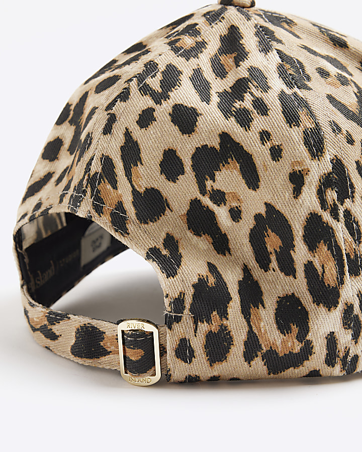 Beige leopard print embroidered cap