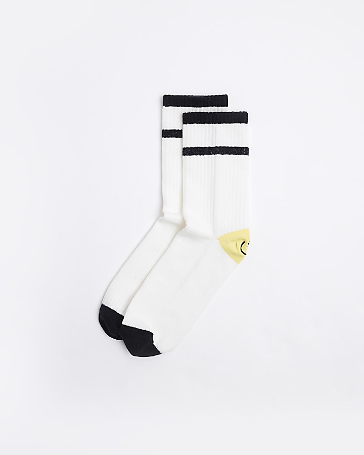 White graphic print smiley socks