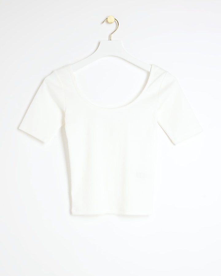 White ribbed scoop neck t-shirt