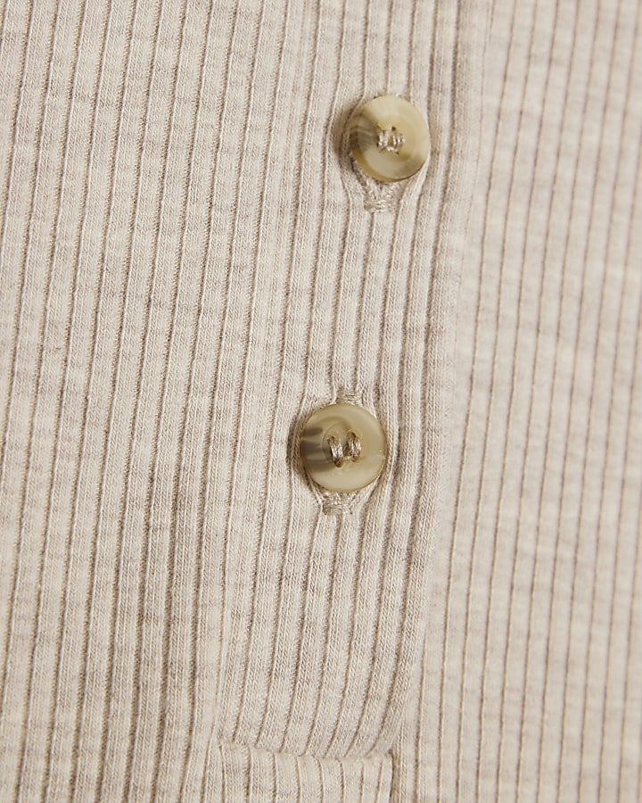 Beige ribbed button t-shirt