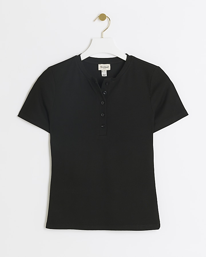 Black ribbed button t-shirt