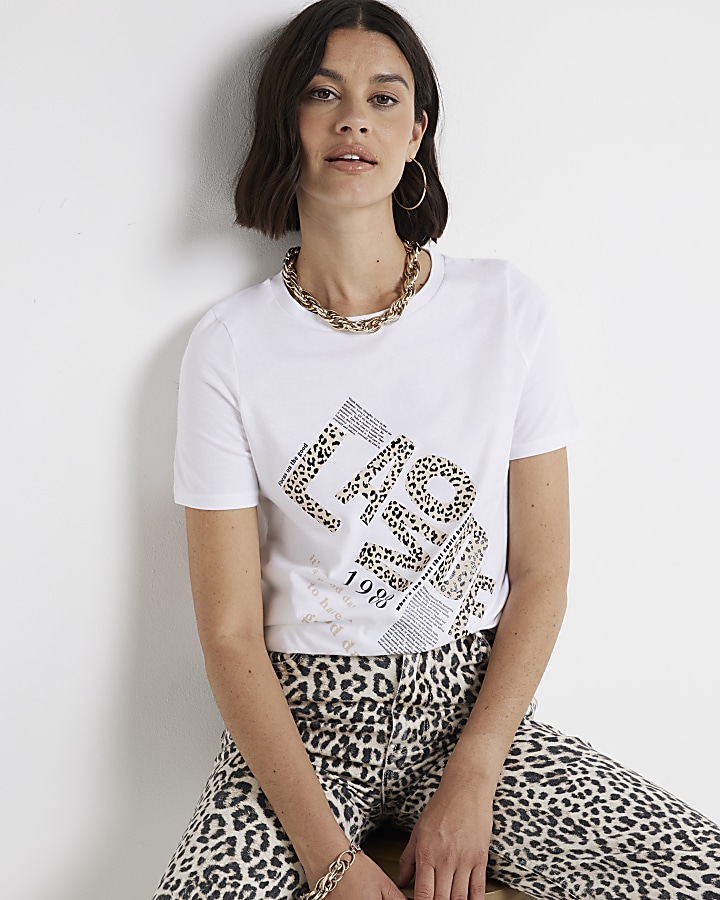 White leopard print graphic t-shirt