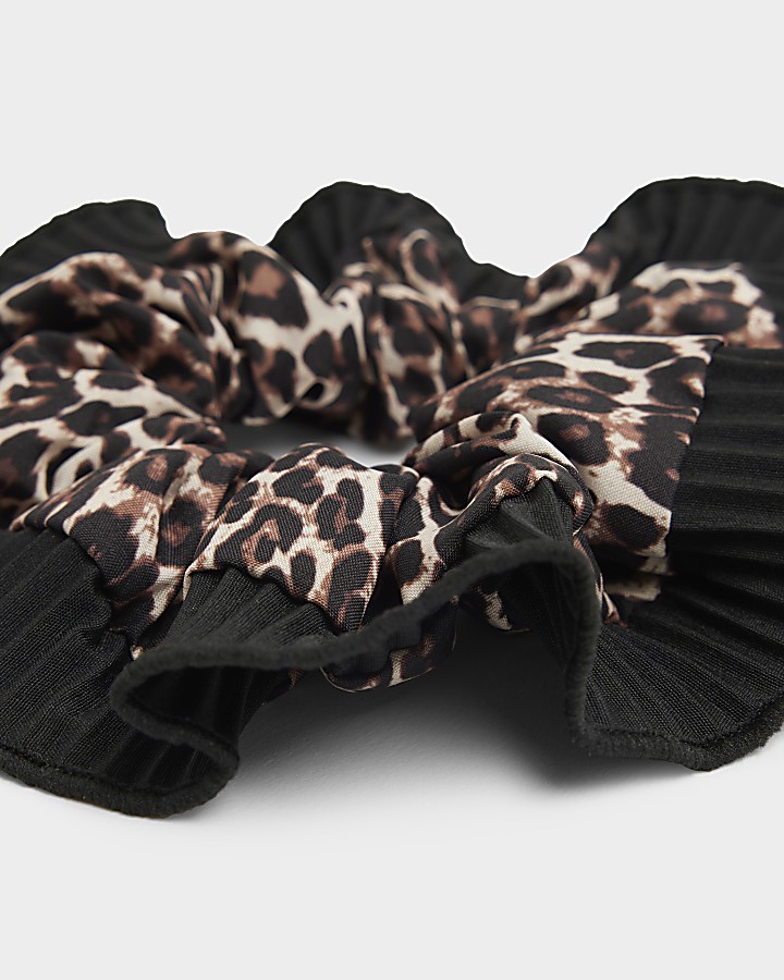 Brown leopard hair scrunchie