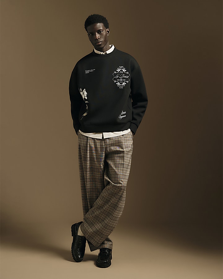 Black Premium Floral Embroidered Sweatshirt