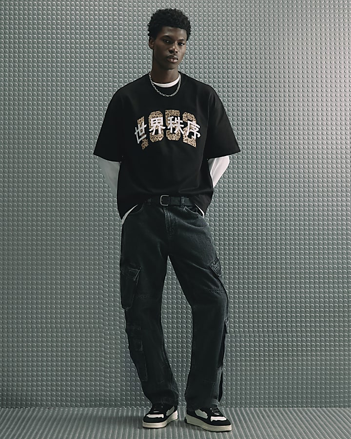 Black Oversized Japanese Graphic T-Shirt