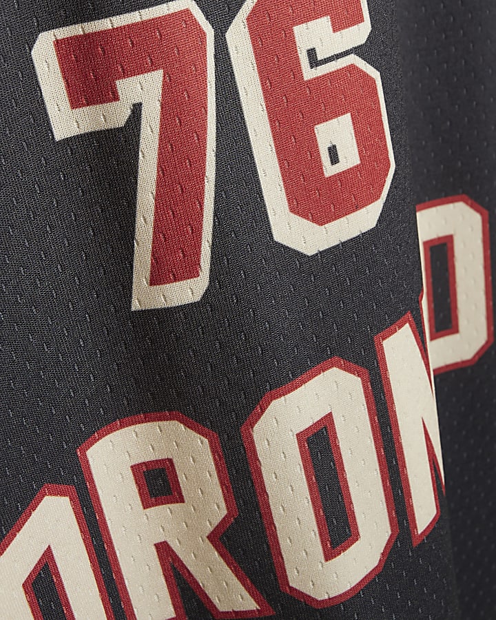 Black V Neck Mesh 76 Toronto Hockey Top